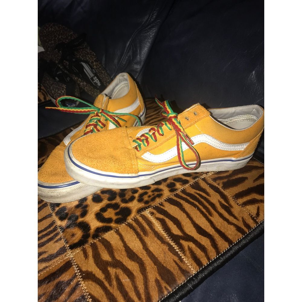 Vans - Orange Suede - Low Tops - M 7.5 W 9